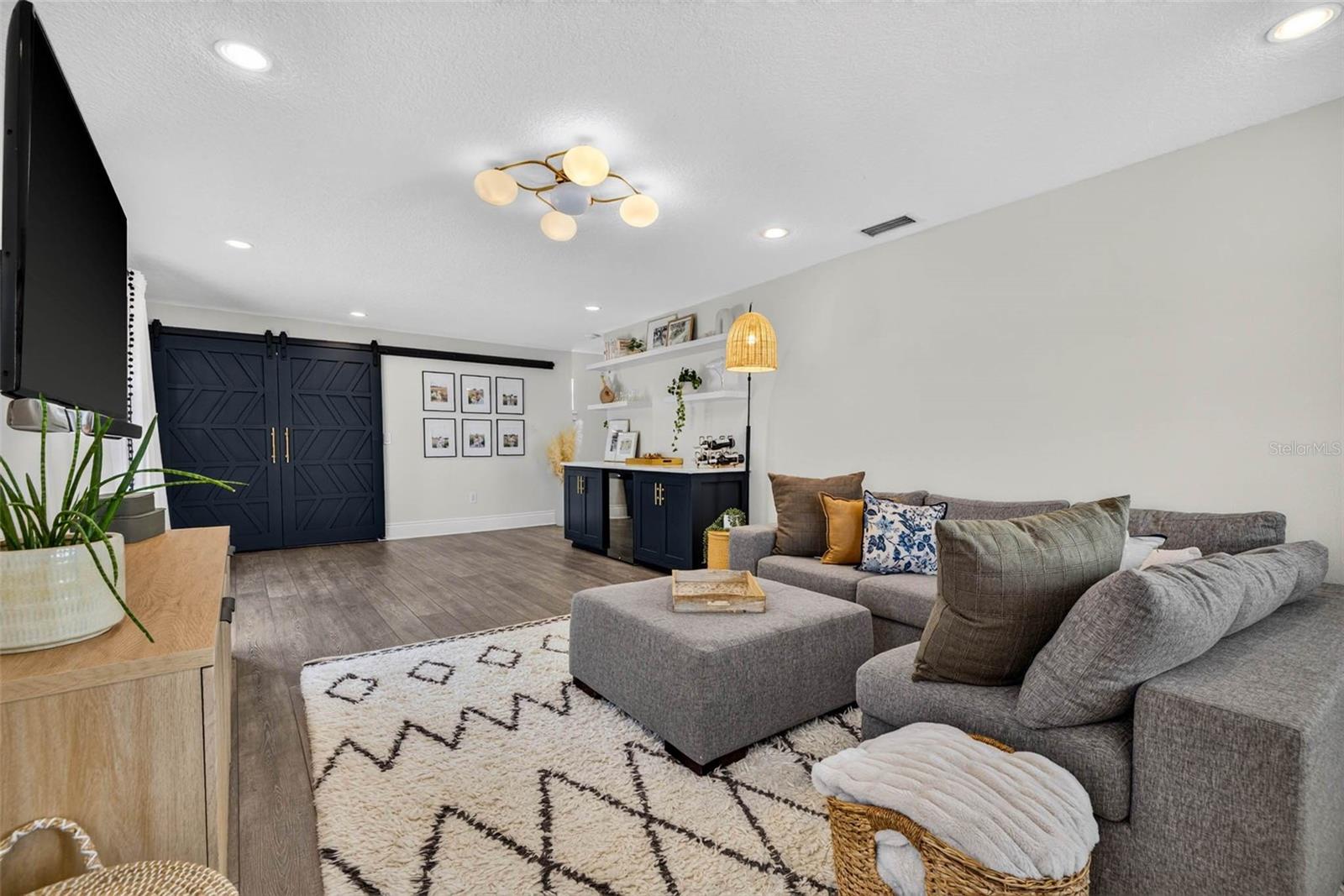 3917 W SAN JUAN ST — photo 28
