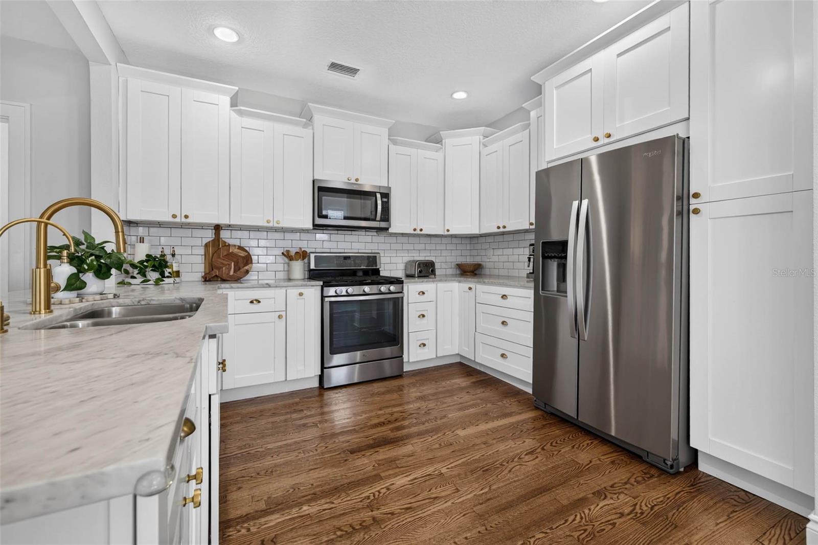 3917 W SAN JUAN ST — photo 17