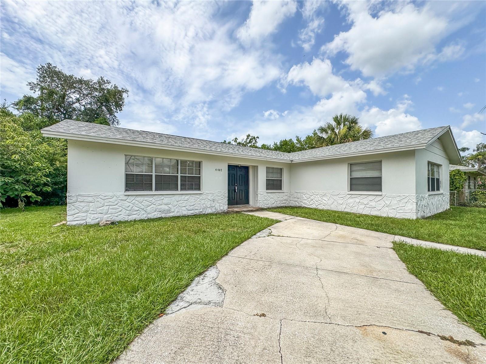 4407 POMPANO DR — photo 2