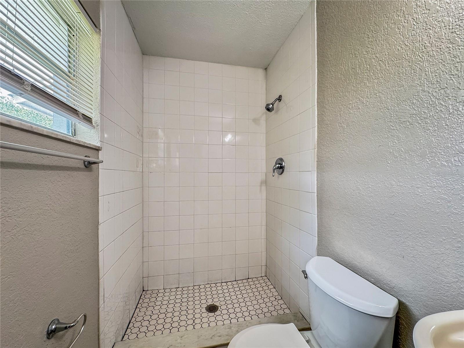 4407 POMPANO DR — photo 16