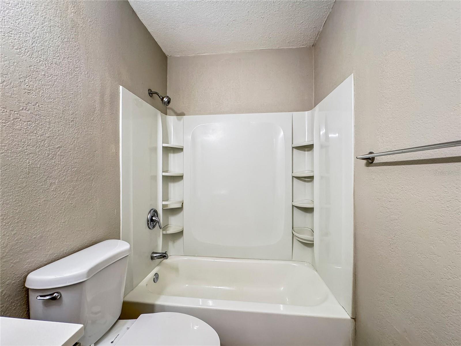 4407 POMPANO DR — photo 15