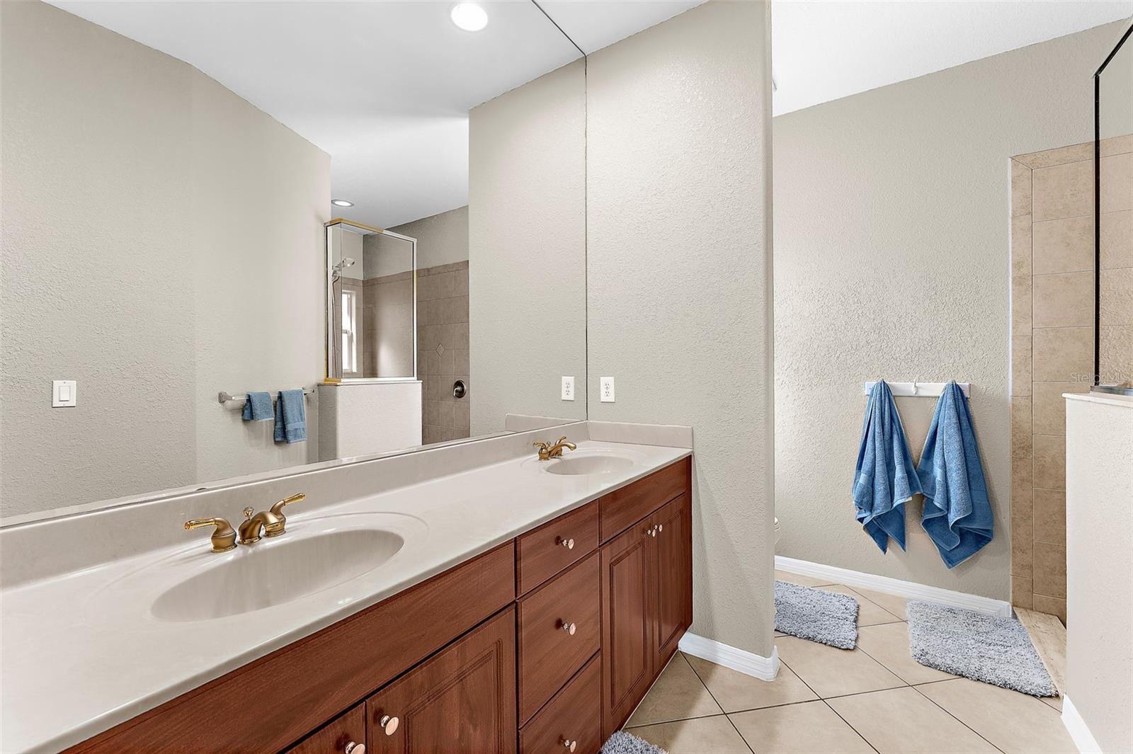 2595 ROLLING RD — photo 25