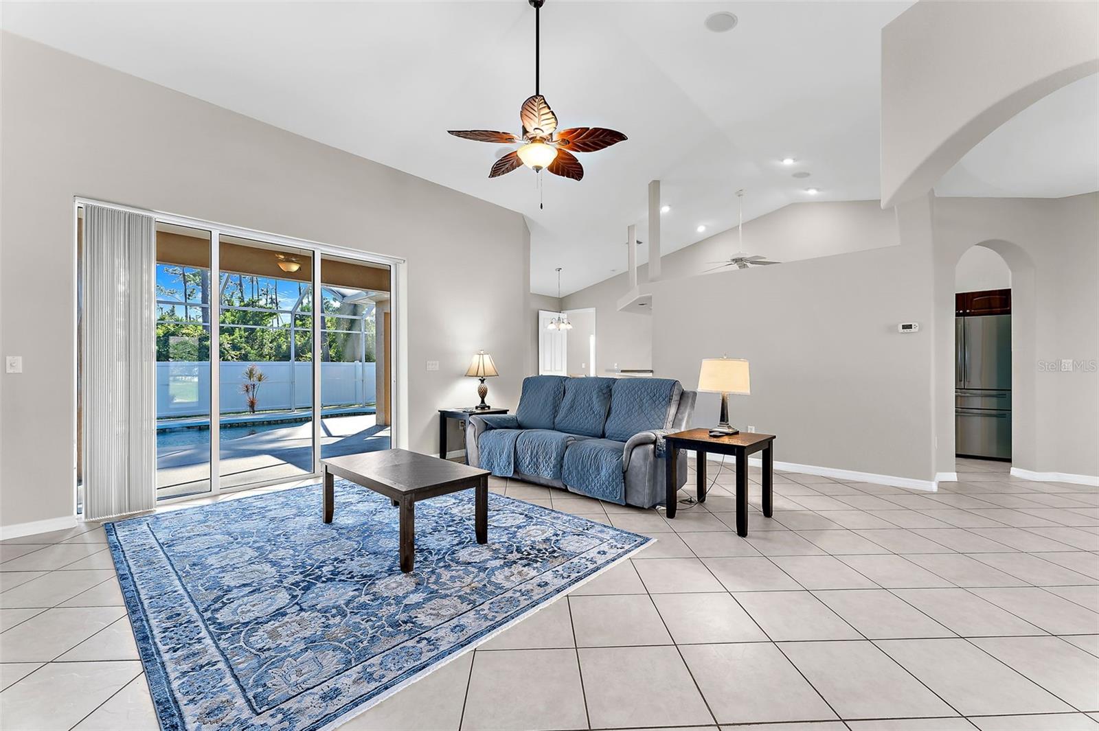 2595 ROLLING RD — photo 9