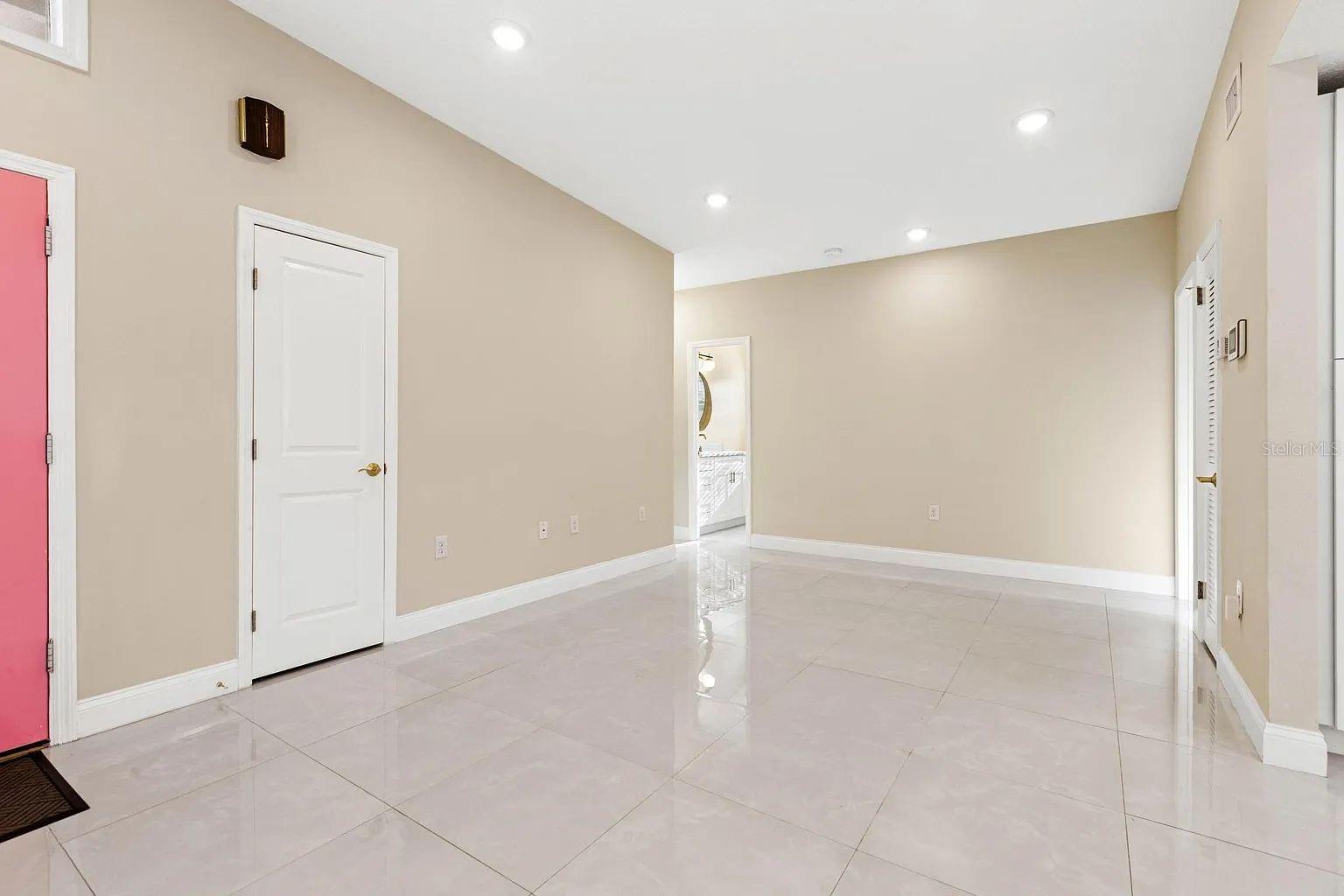 2614 W HENRY AVE — photo 17