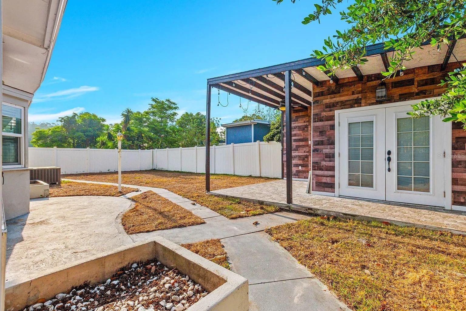 2614 W HENRY AVE — photo 14