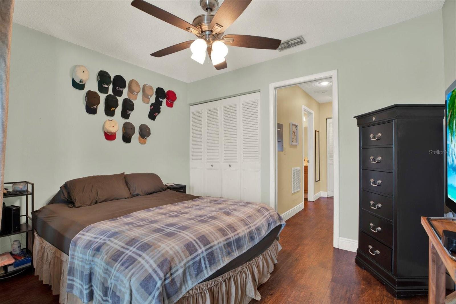 7216 PARKSIDE VILLAS DR — photo 6