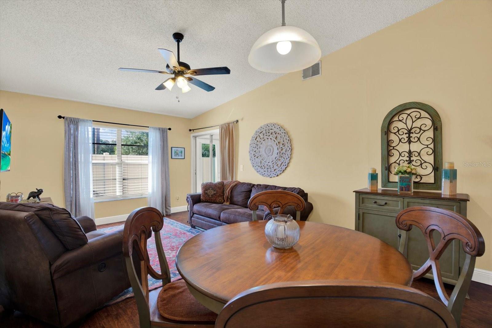 7216 PARKSIDE VILLAS DR — photo 13