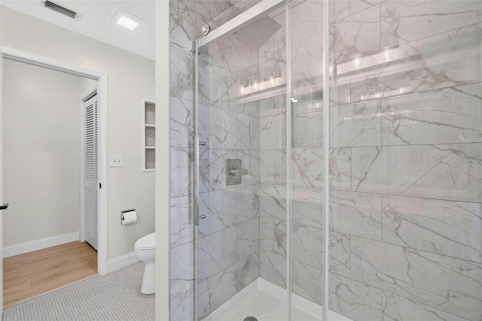 456 LAKEVIEW DR #5 — photo 9