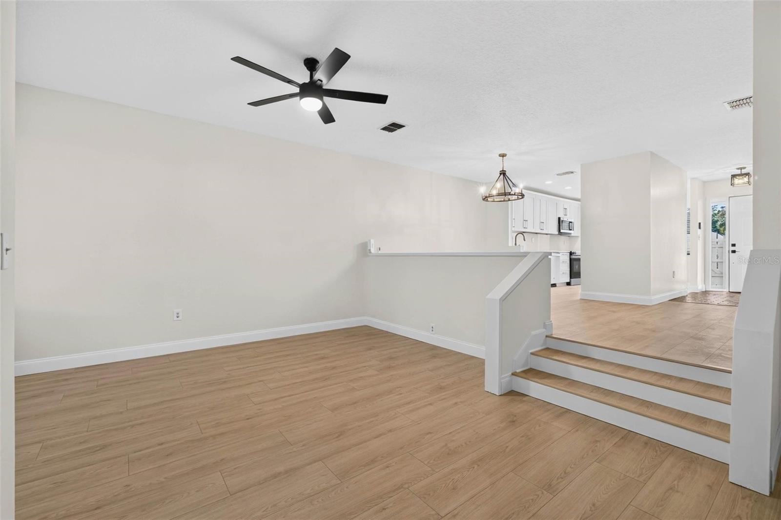456 LAKEVIEW DR #5 — photo 14