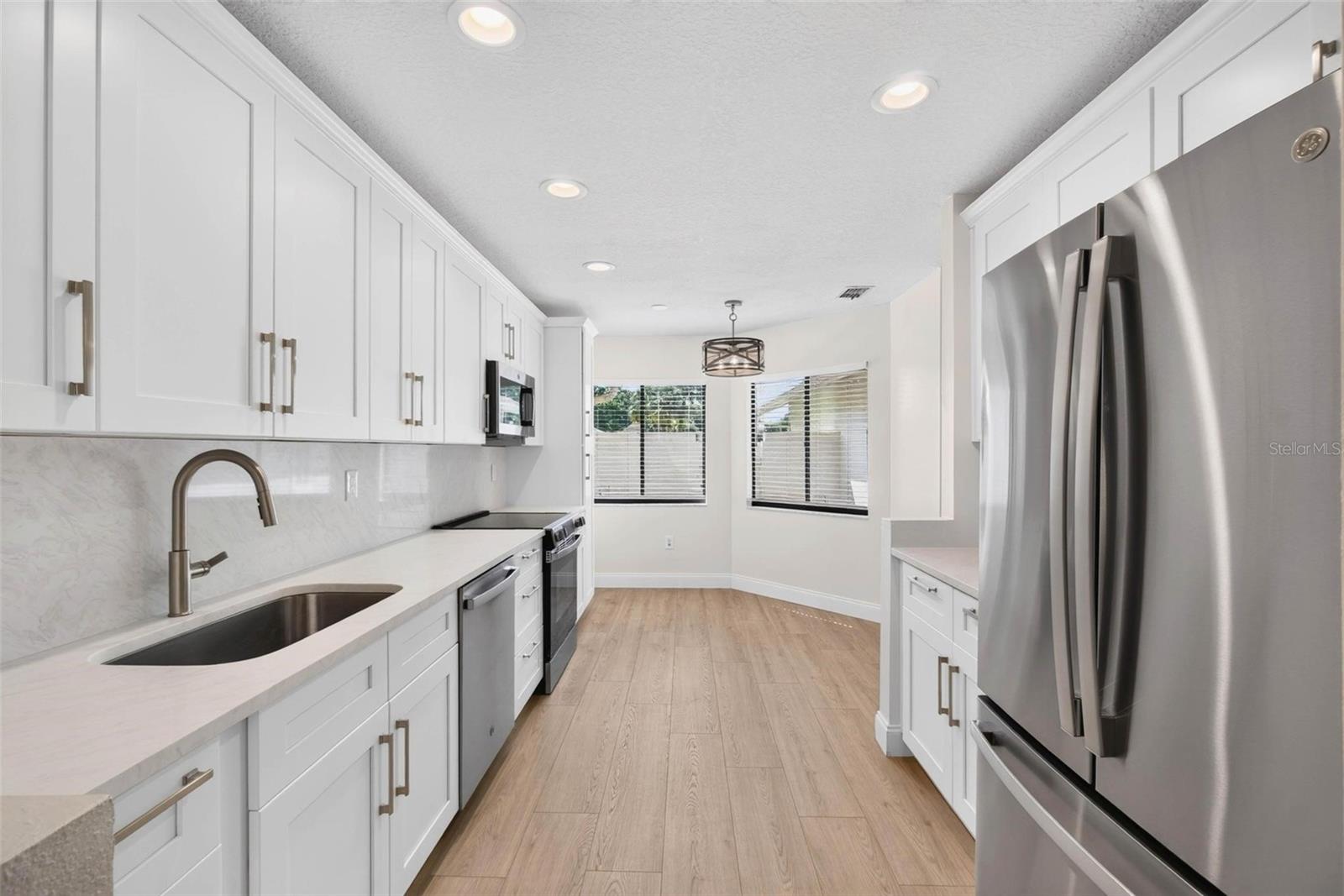 456 LAKEVIEW DR #5 — photo 6