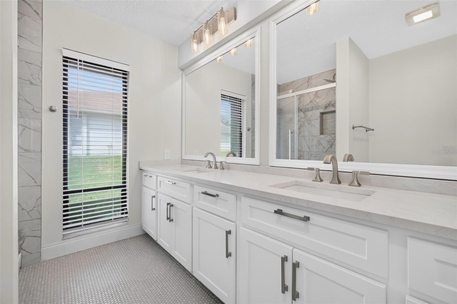 456 LAKEVIEW DR #5 — photo 10