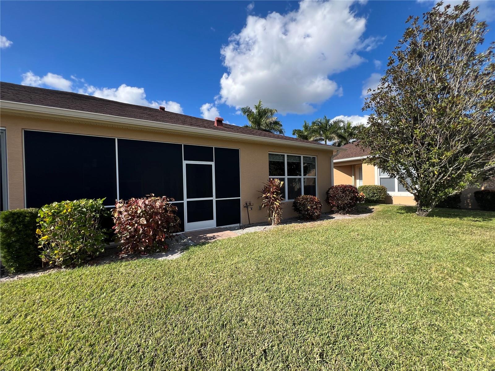4721 TURNBERRY CIR — photo 9