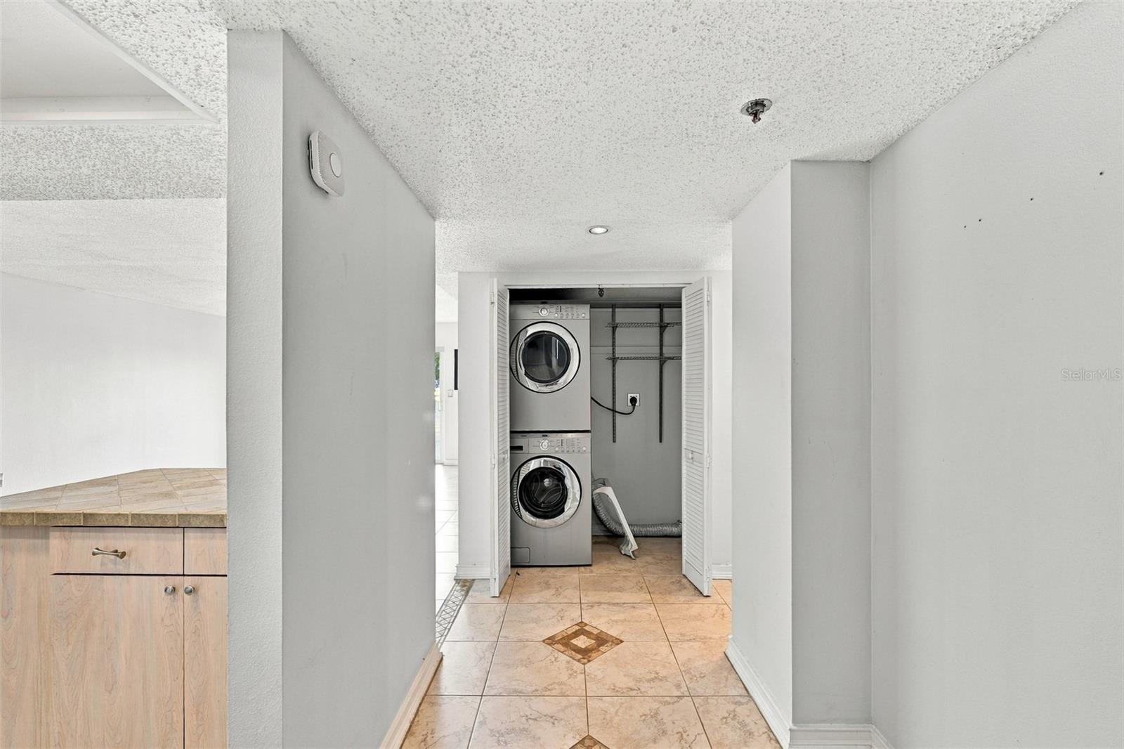 7430 SUNSHINE SKYWAY LN S #505 — photo 22