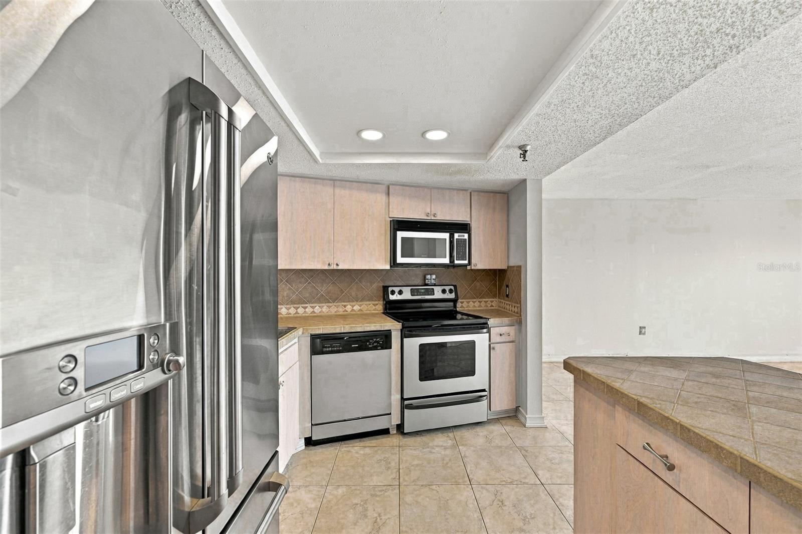 7430 SUNSHINE SKYWAY LN S #505 — photo 4