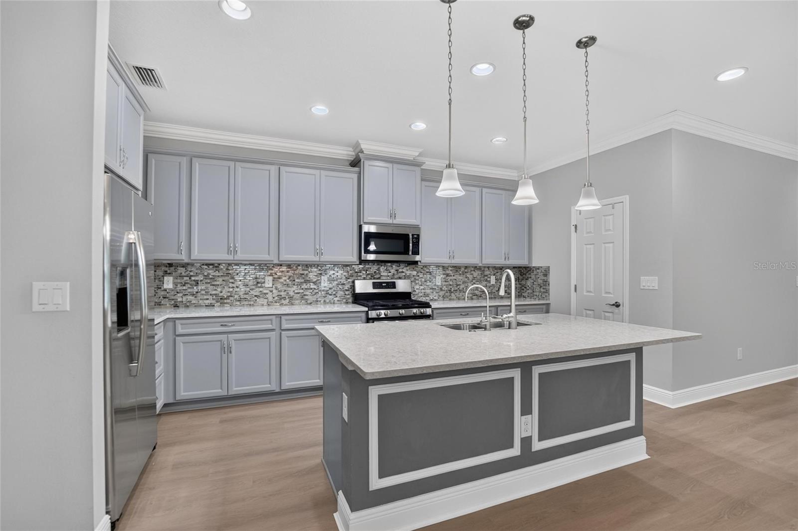 6134 COLMAR PL — photo 11