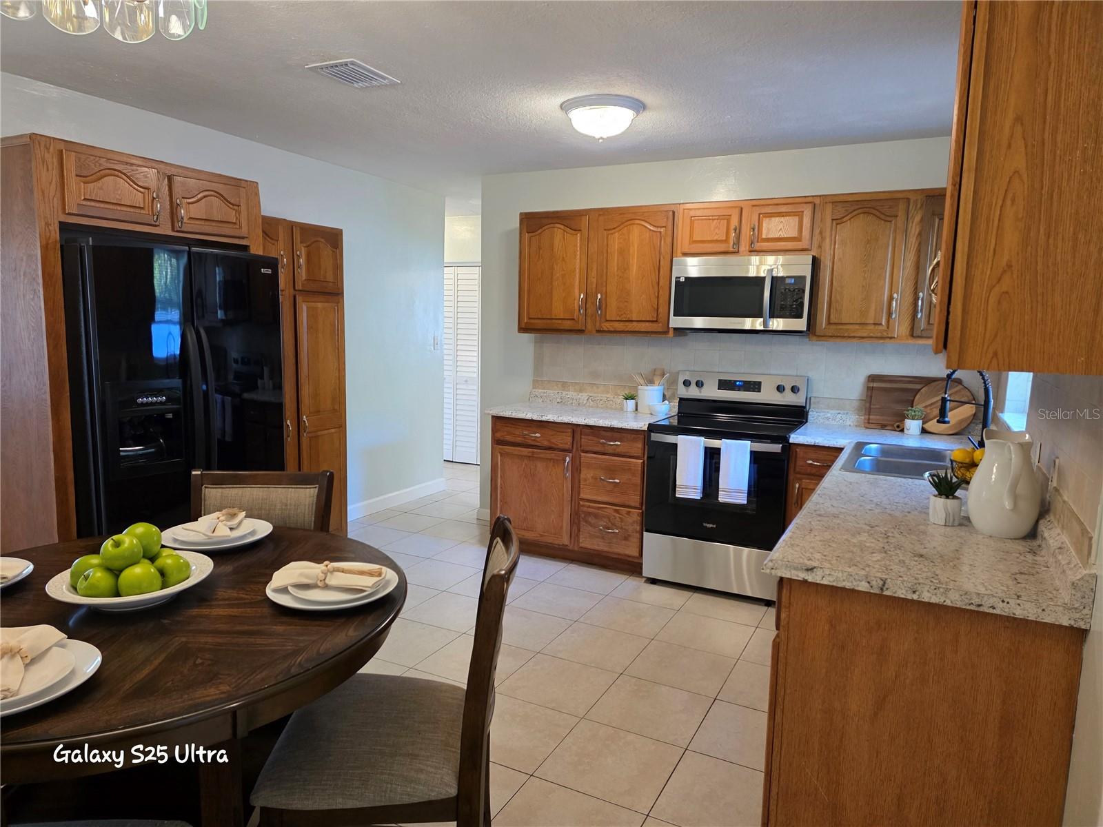 15601 ALMA AVE — photo 8
