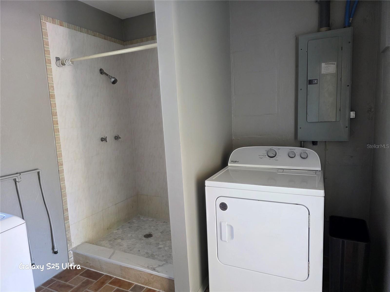 15601 ALMA AVE — photo 22