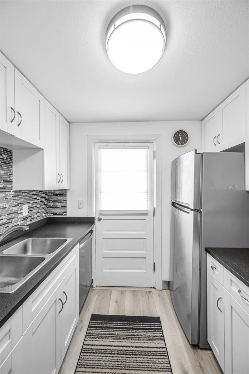 2 N FERNWOOD AVE #25 — photo 14