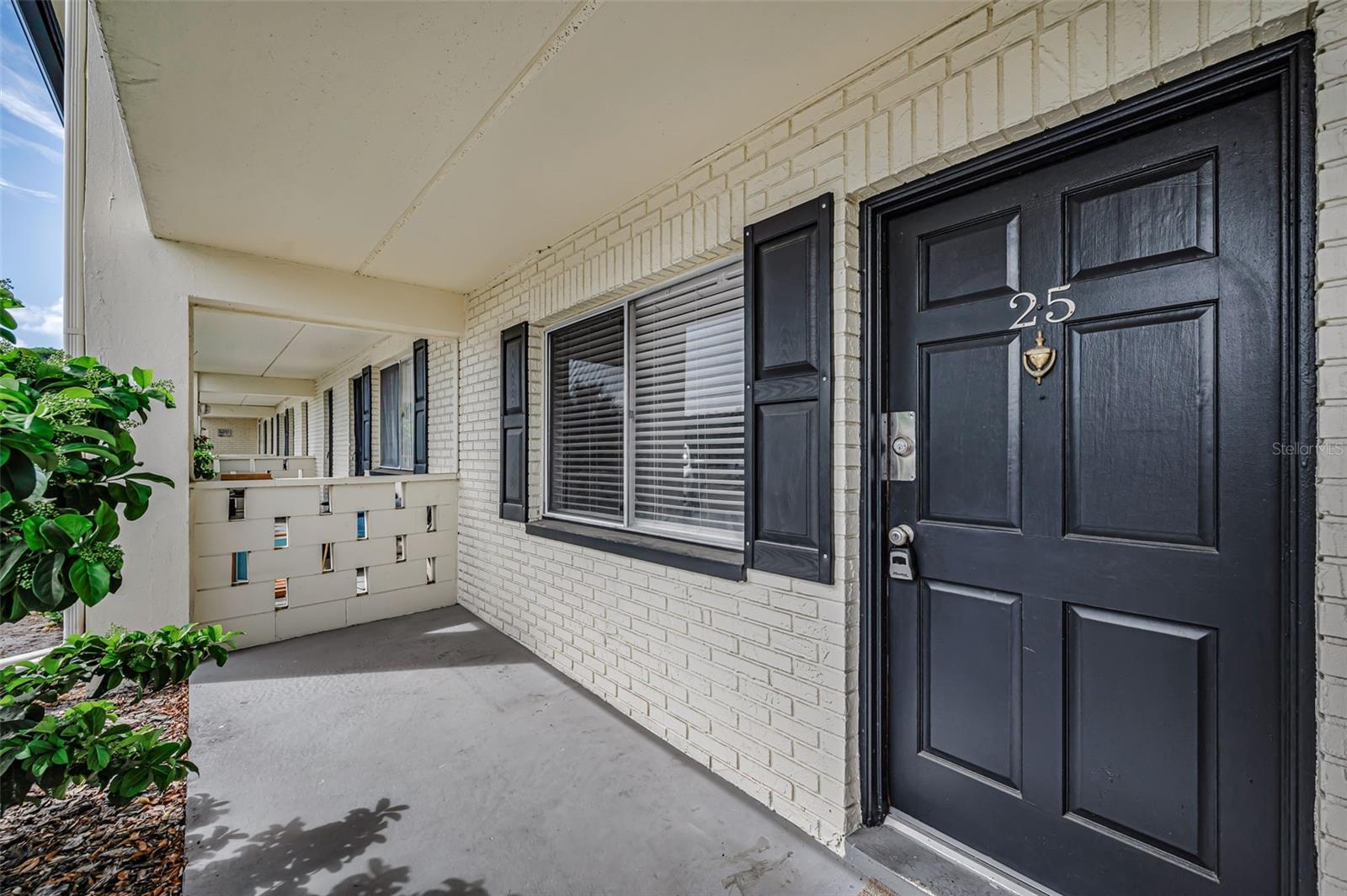 2 N FERNWOOD AVE #25 — photo 4