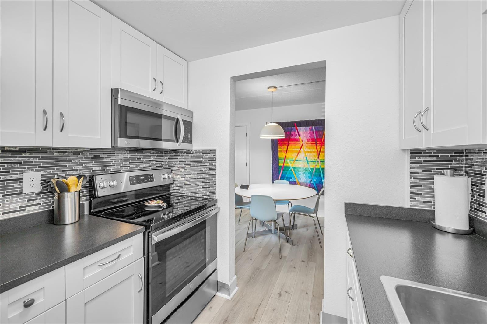 2 N FERNWOOD AVE #25 — photo 17