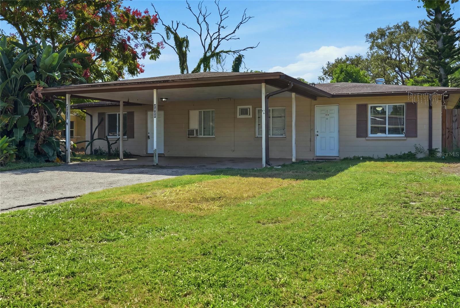 2418 51ST AVENUE DR W — photo 2