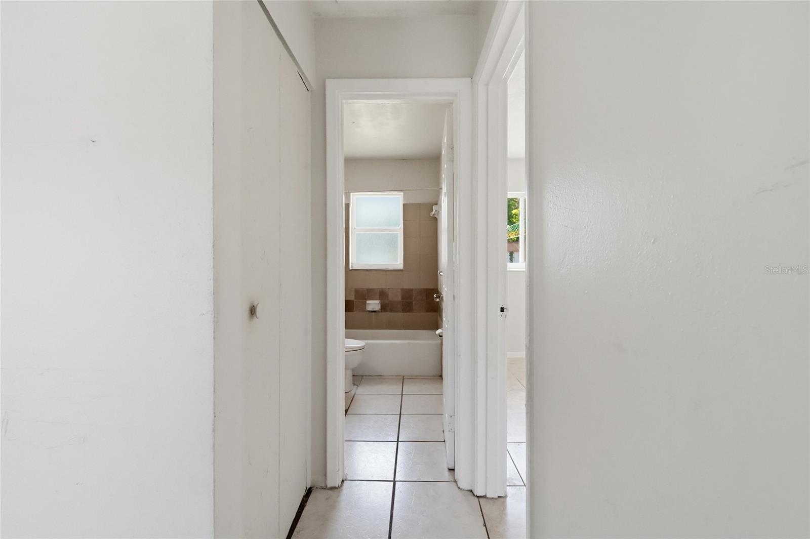 2418 51ST AVENUE DR W — photo 41