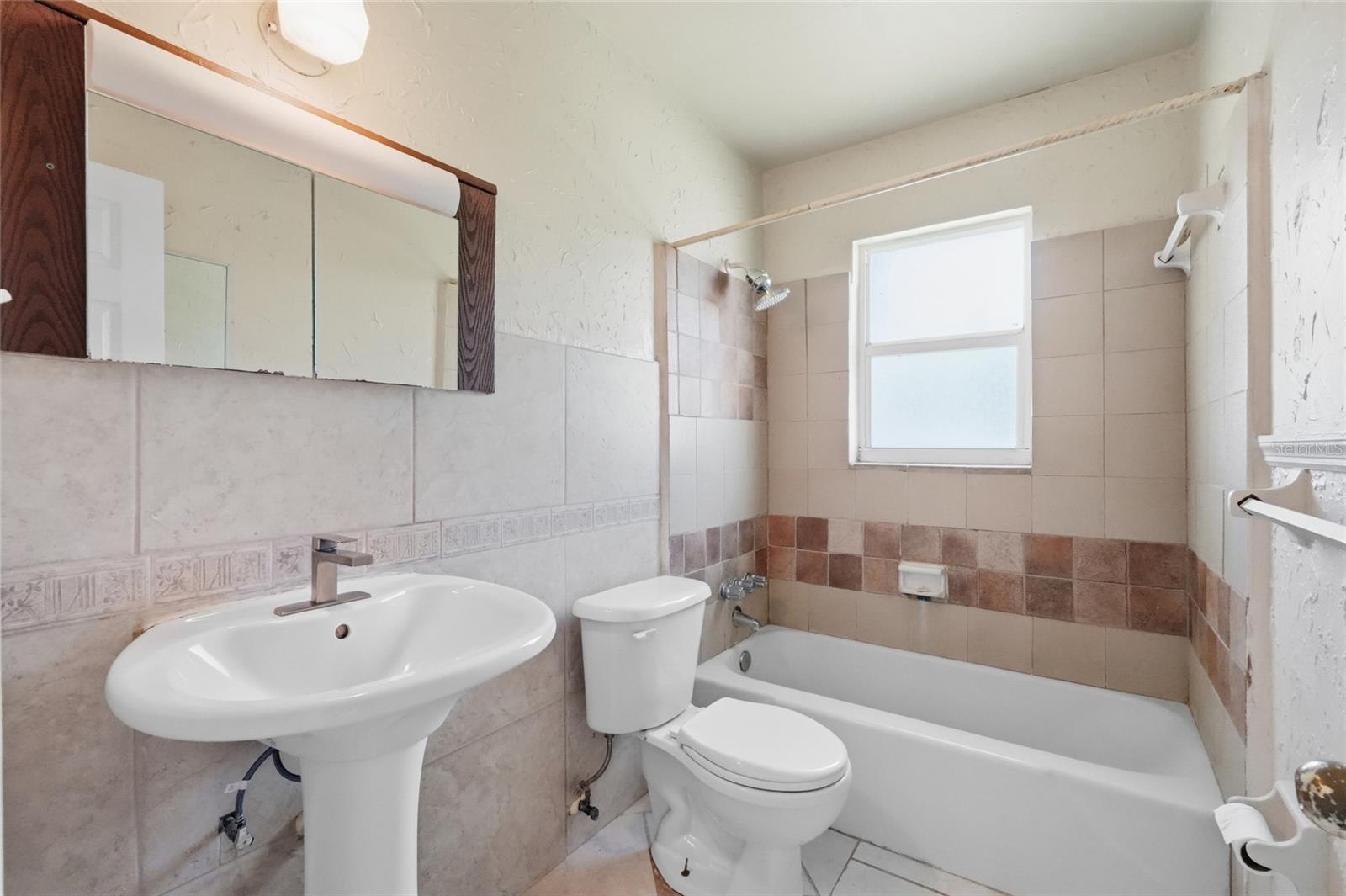 2418 51ST AVENUE DR W — photo 37