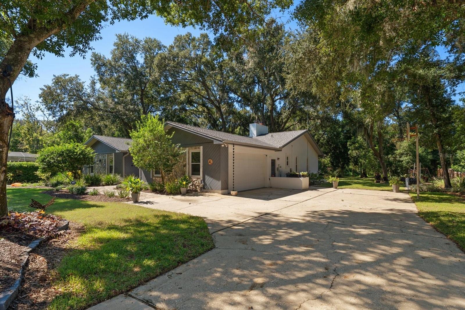 1652 HOBBIT RD — photo 7