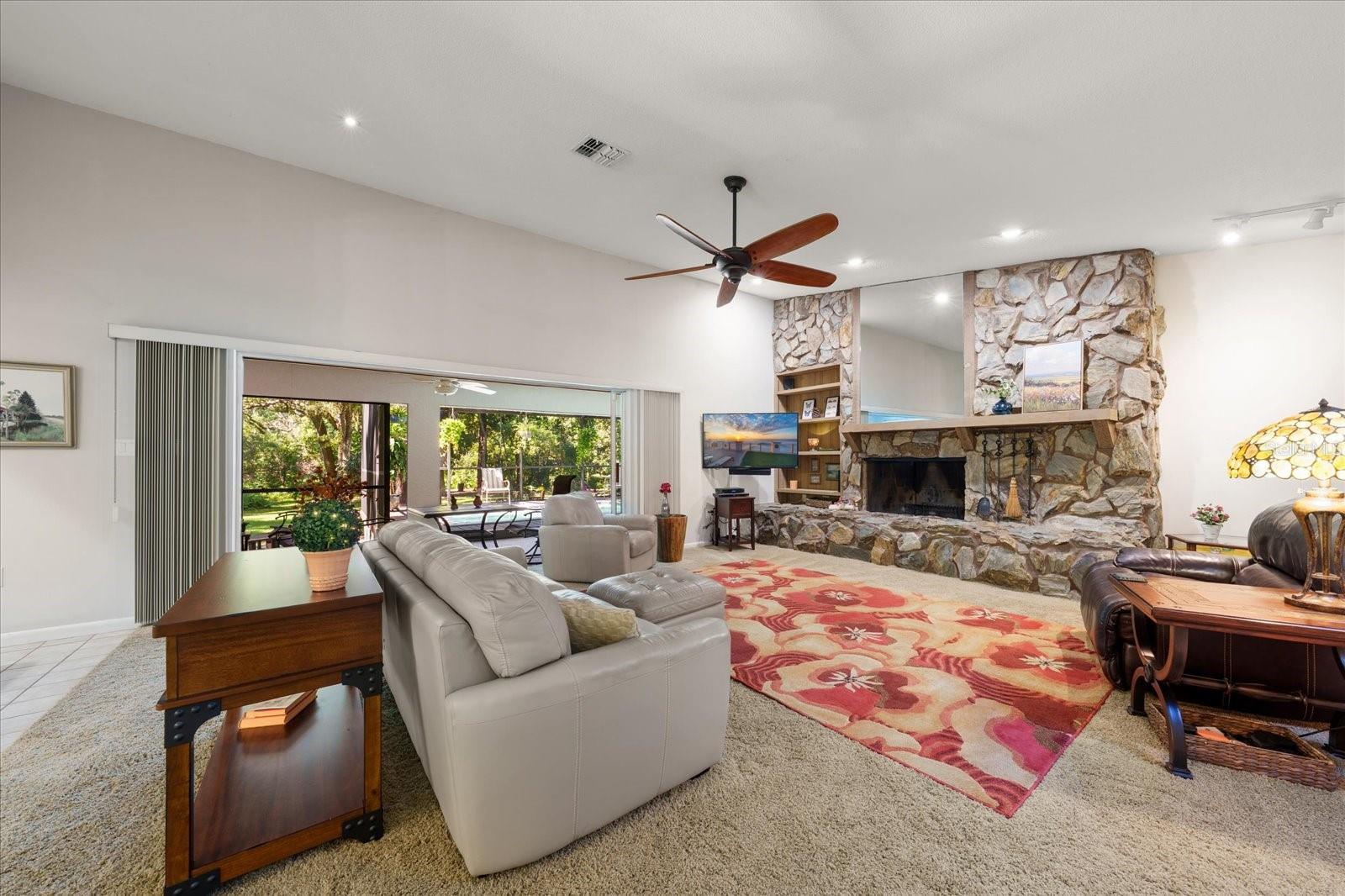1652 HOBBIT RD — photo 12