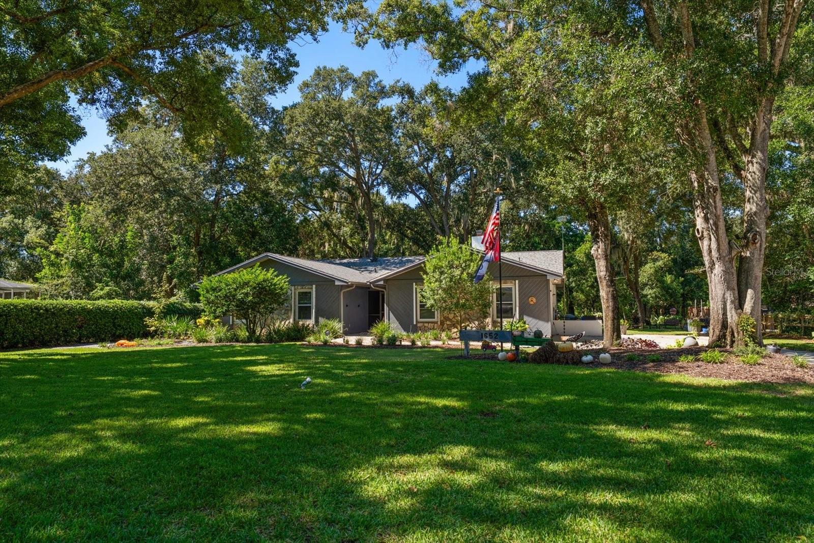 1652 HOBBIT RD — photo 2