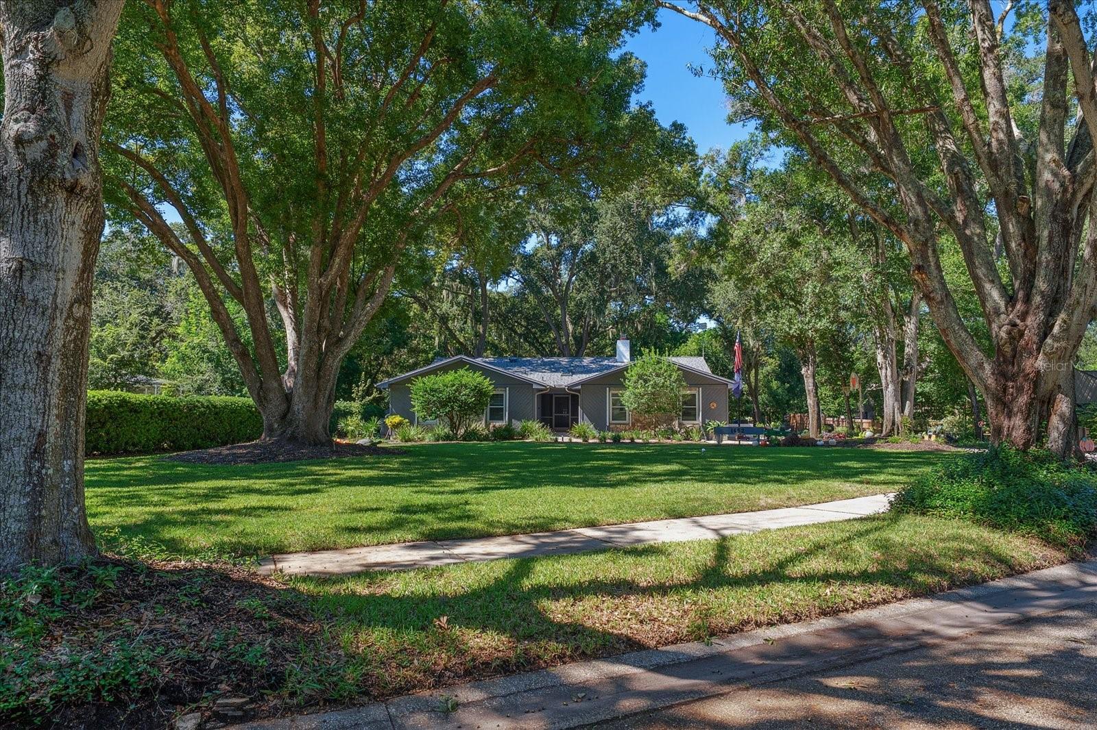 1652 HOBBIT RD — photo 4