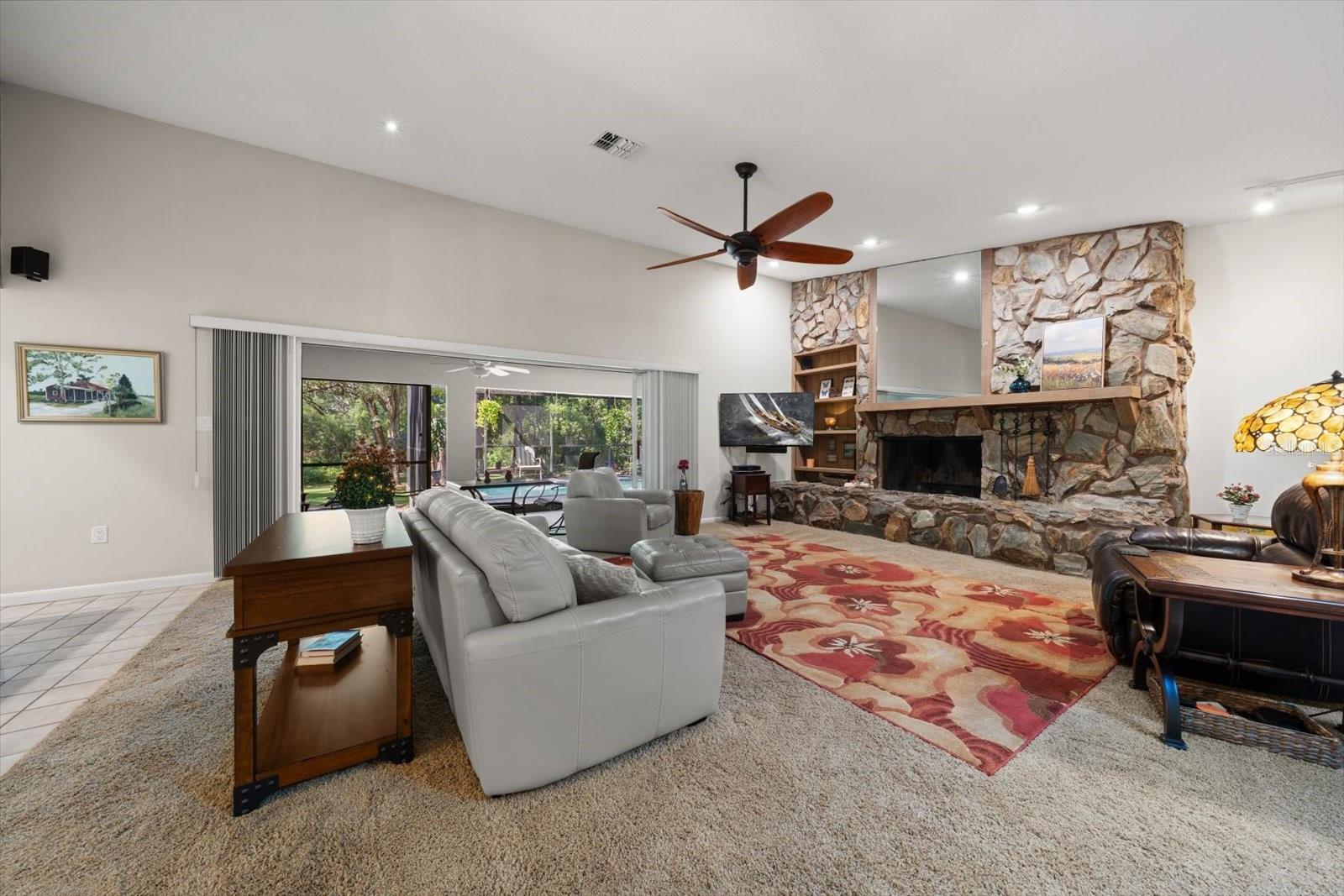 1652 HOBBIT RD — photo 9