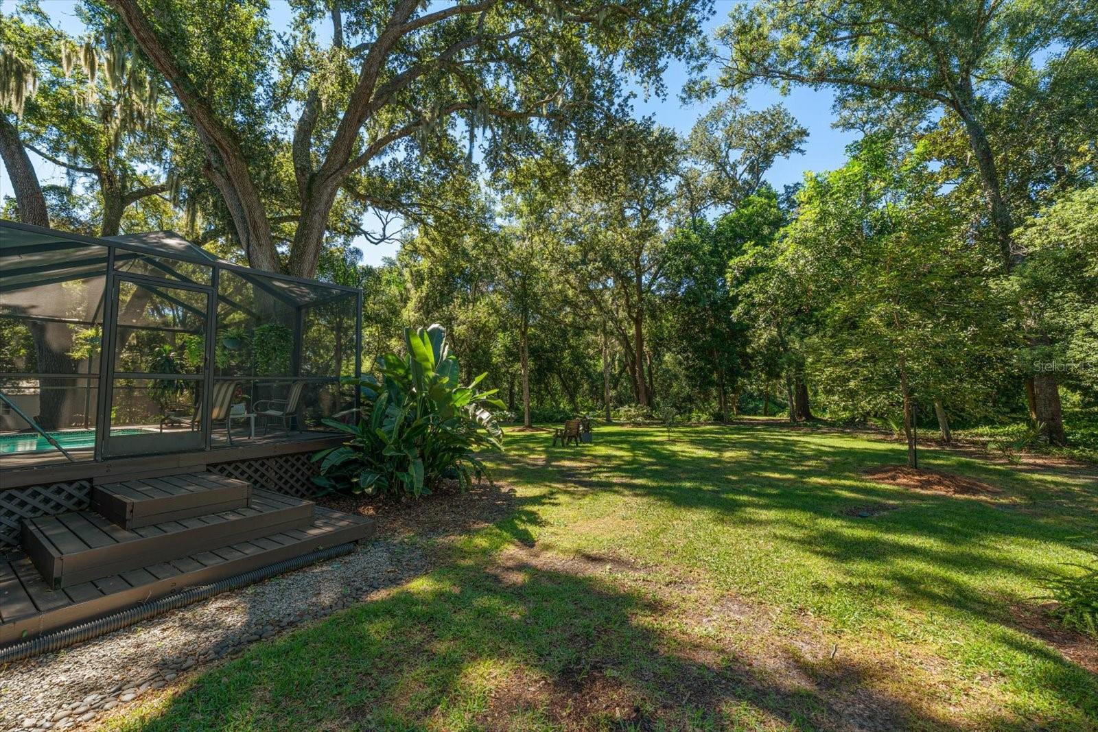 1652 HOBBIT RD — photo 38