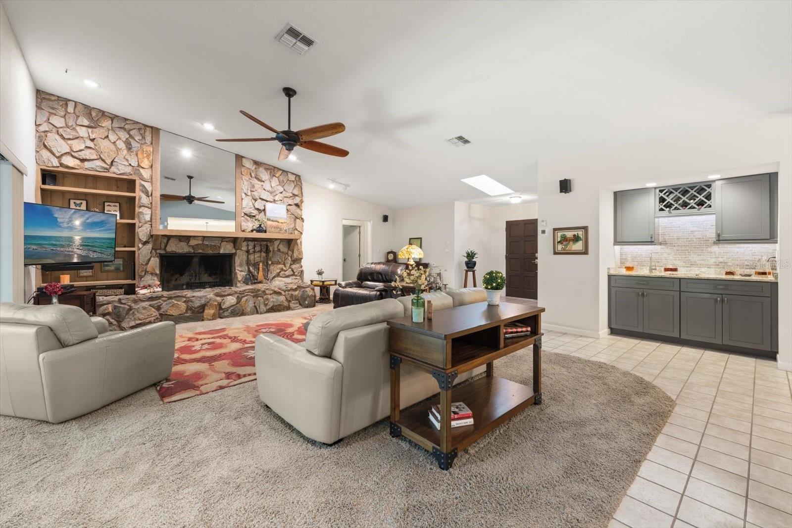 1652 HOBBIT RD — photo 11