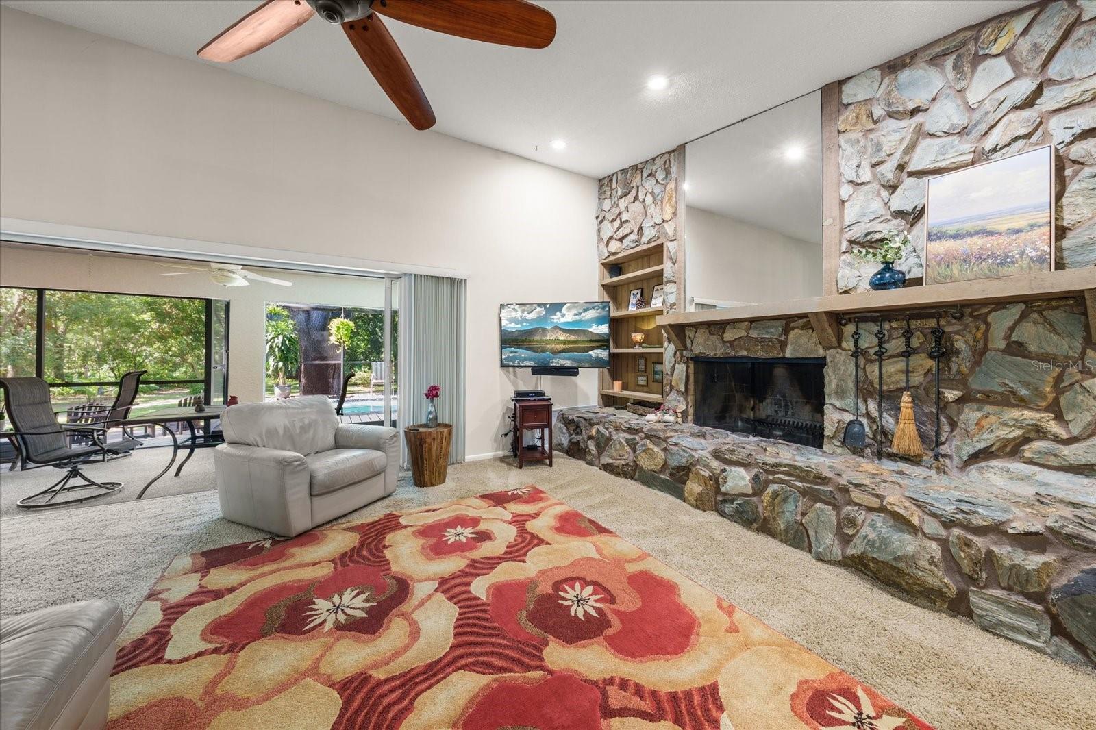 1652 HOBBIT RD — photo 10