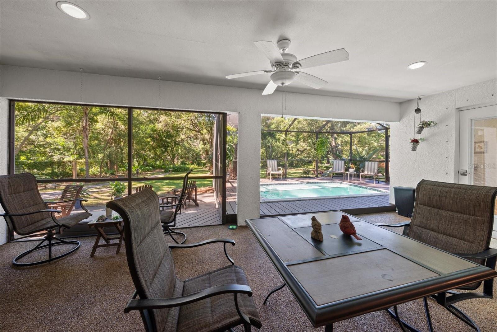 1652 HOBBIT RD — photo 18