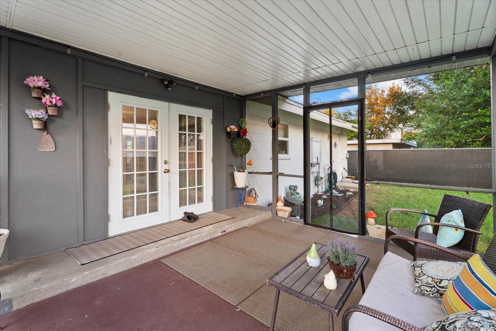 2212 CLARK AVE — photo 18
