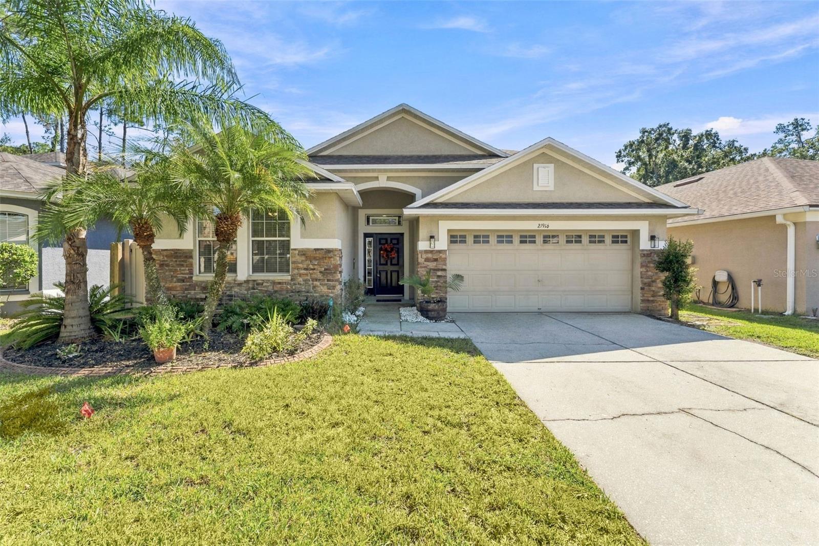 21916 WAVERLY SHORES LN — photo 4