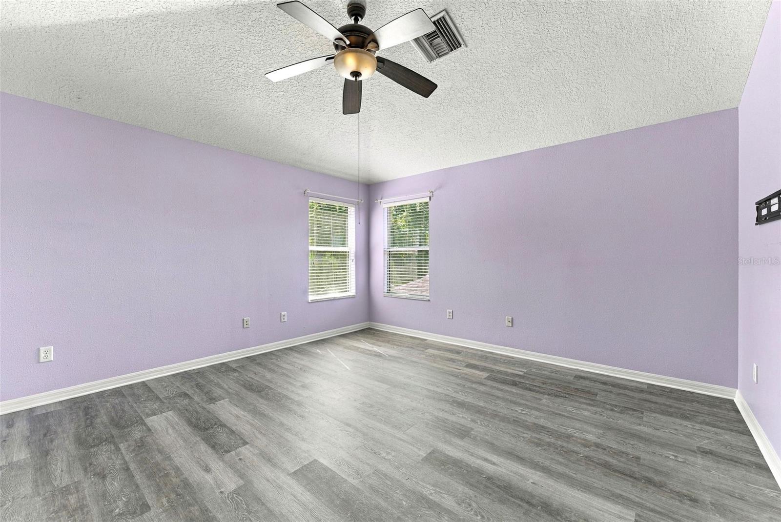 21916 WAVERLY SHORES LN — photo 34