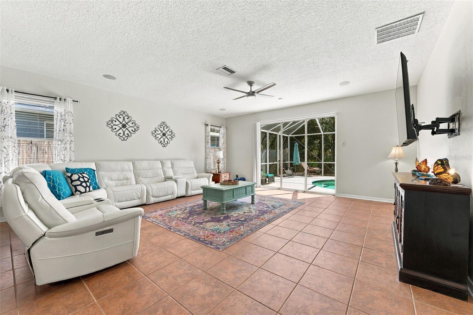 21916 WAVERLY SHORES LN — photo 19