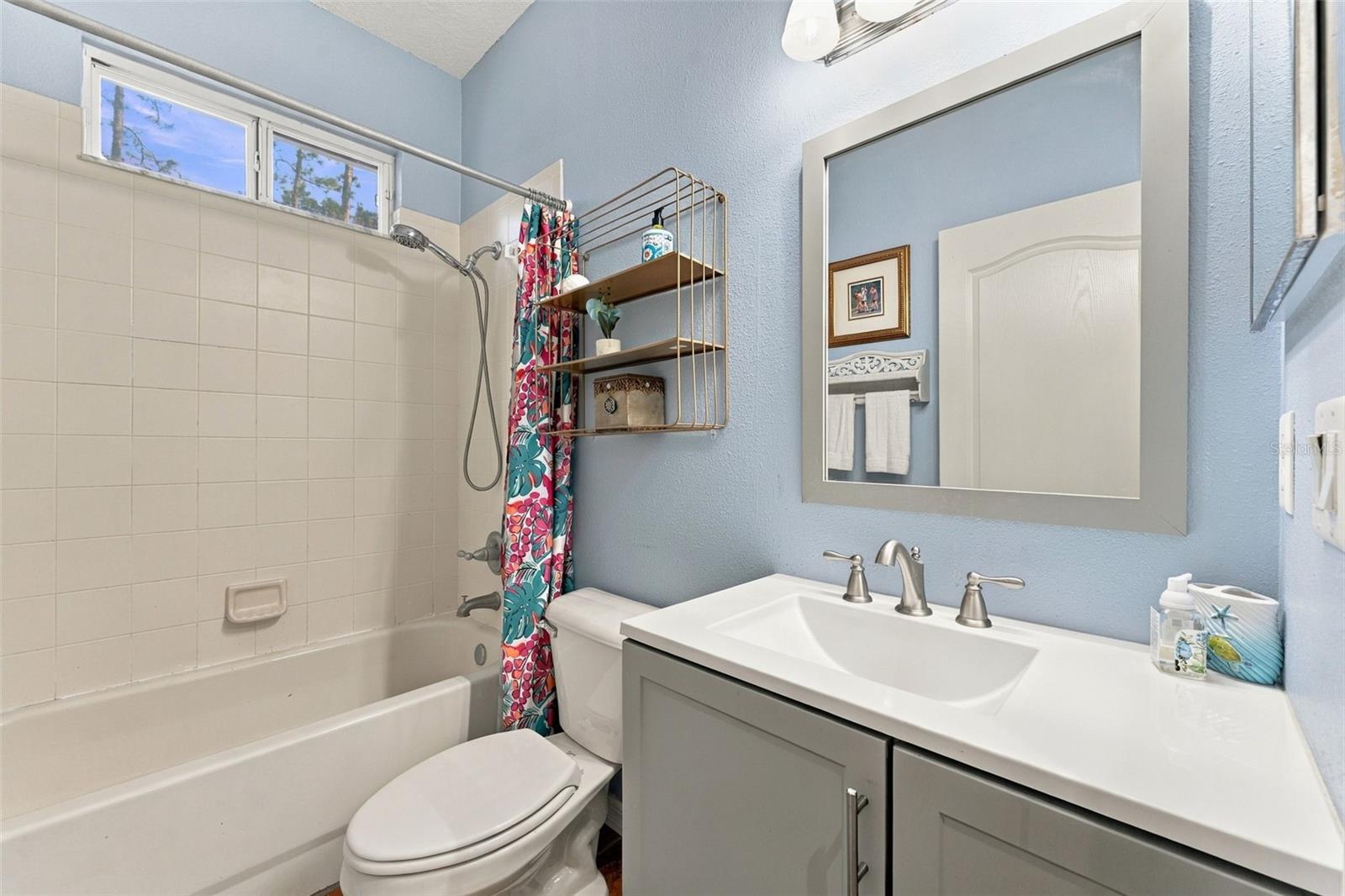 21916 WAVERLY SHORES LN — photo 42