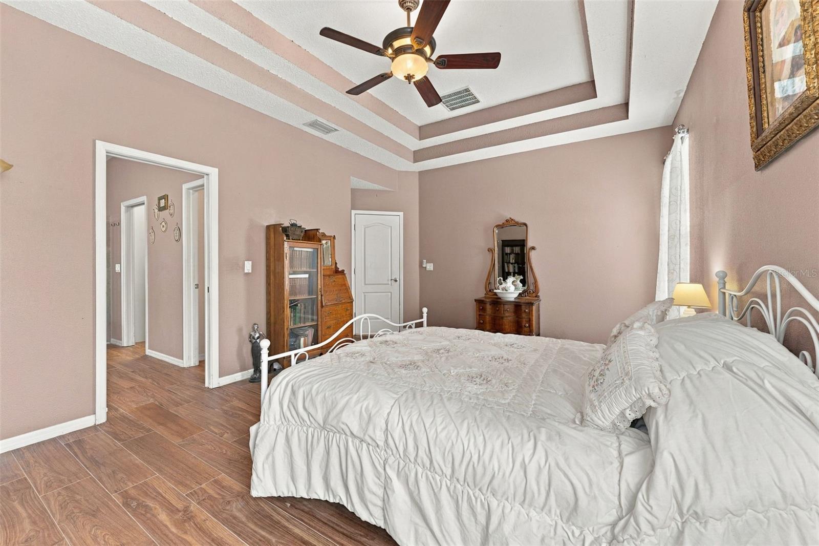 21916 WAVERLY SHORES LN — photo 25