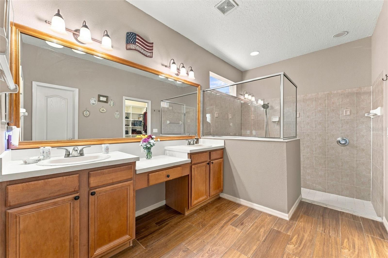 21916 WAVERLY SHORES LN — photo 26