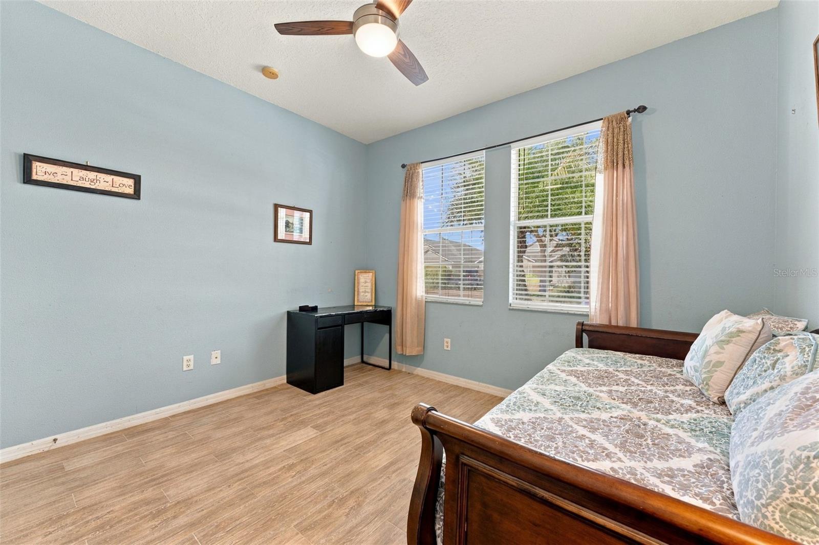 21916 WAVERLY SHORES LN — photo 41