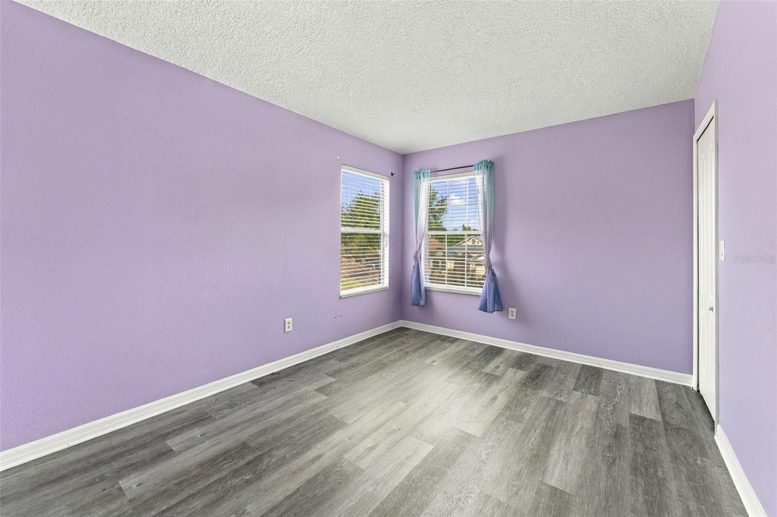 21916 WAVERLY SHORES LN — photo 35