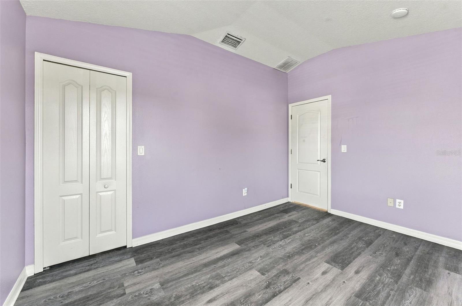 21916 WAVERLY SHORES LN — photo 36