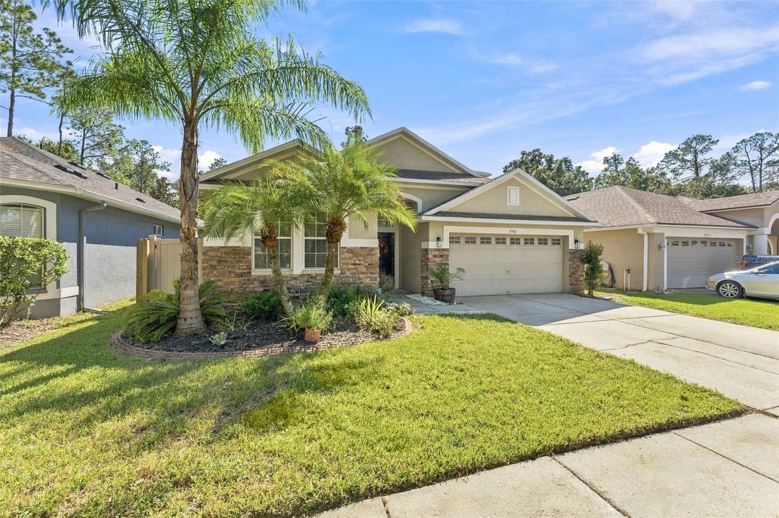 21916 WAVERLY SHORES LN — photo 2