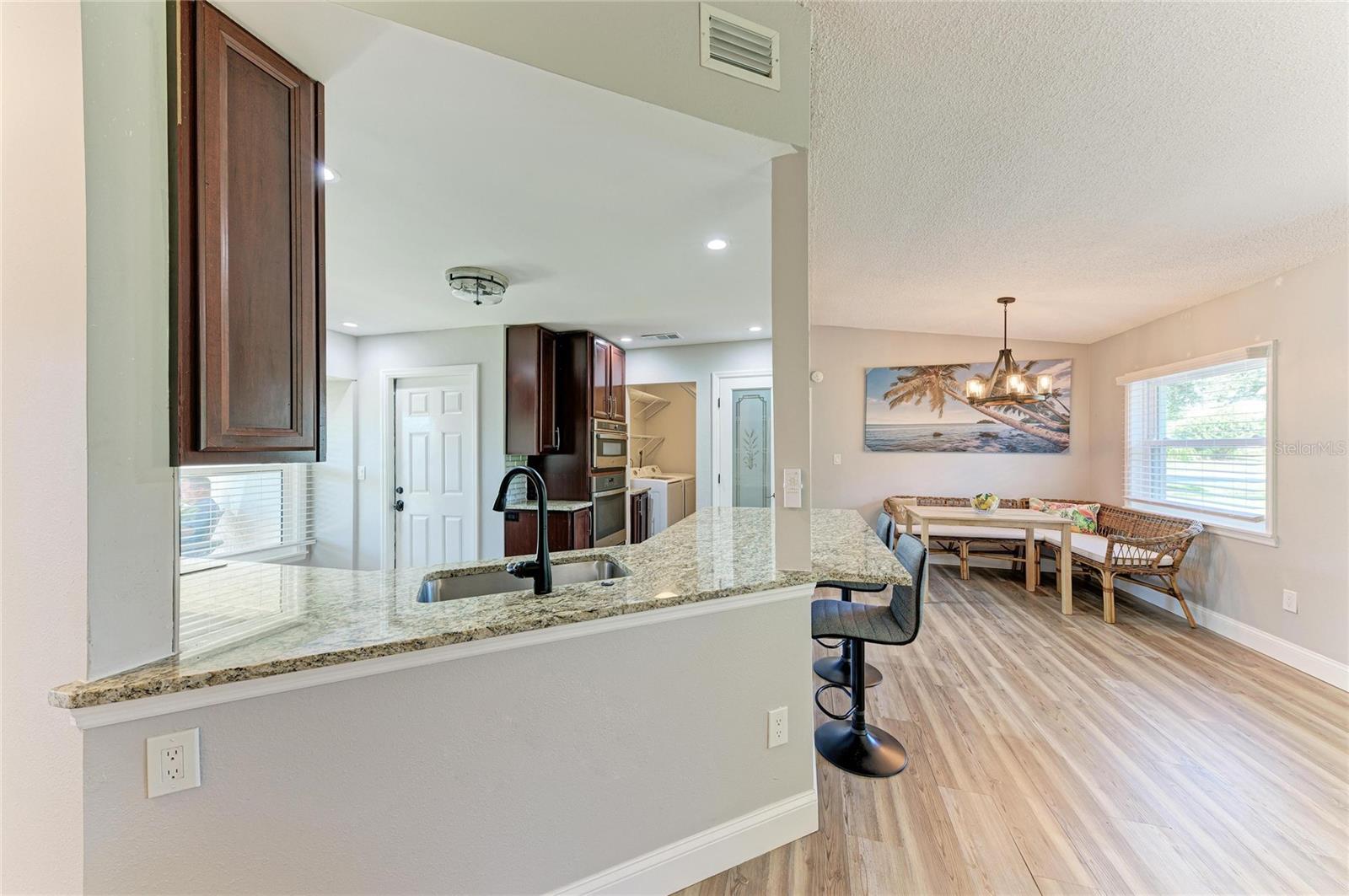 3200 MEADOW RUN DR — photo 12