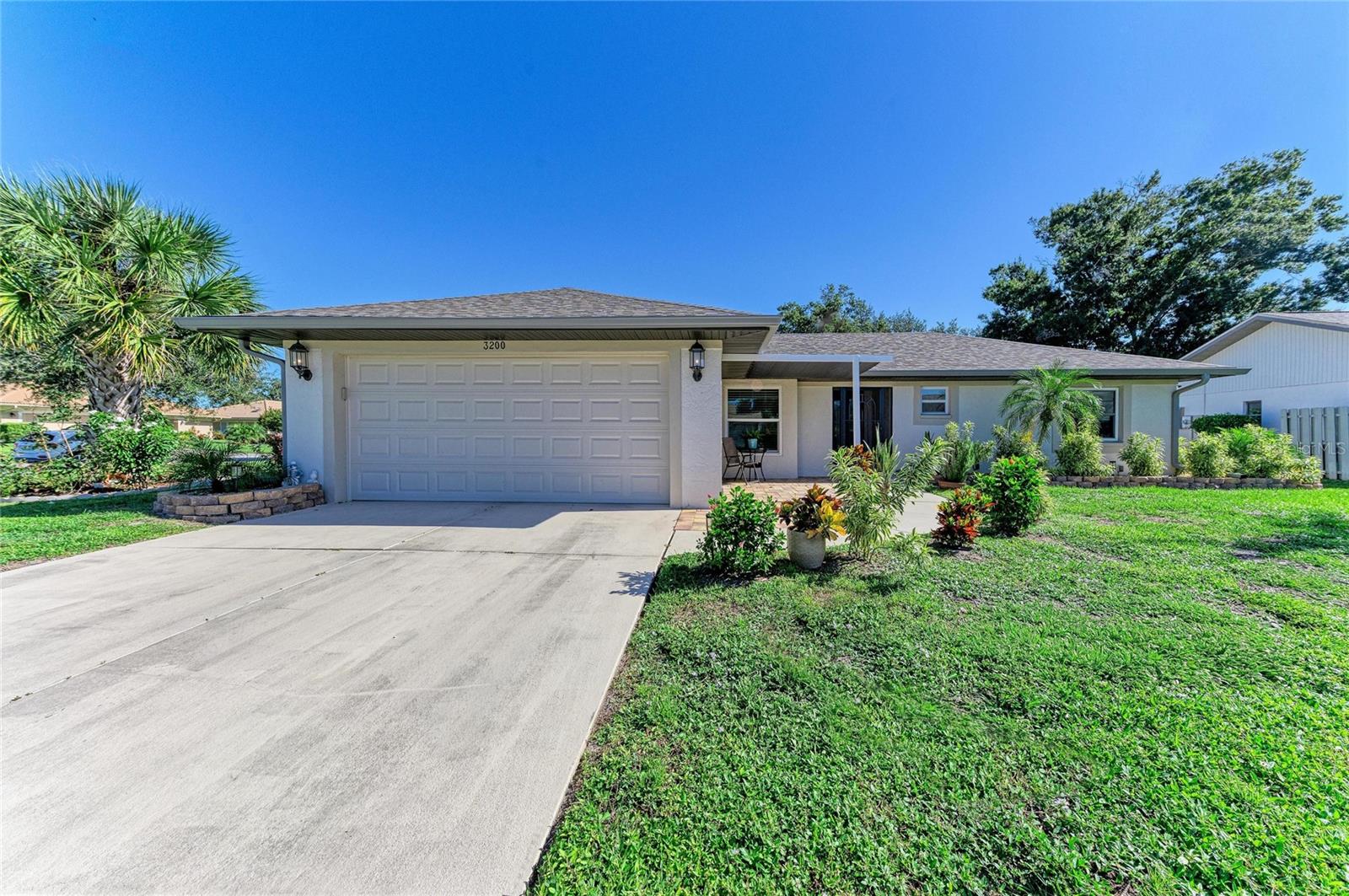 3200 MEADOW RUN DR — photo 3
