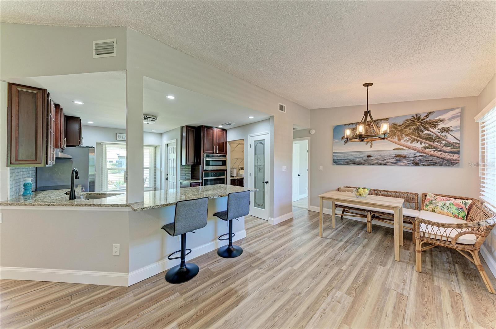 3200 MEADOW RUN DR — photo 13